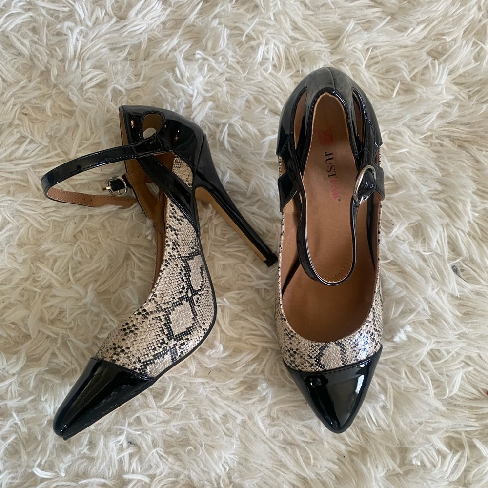 NEW heels - Picture 3 of 4